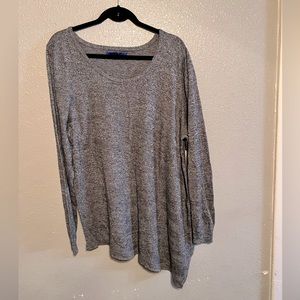 Light weight sweater